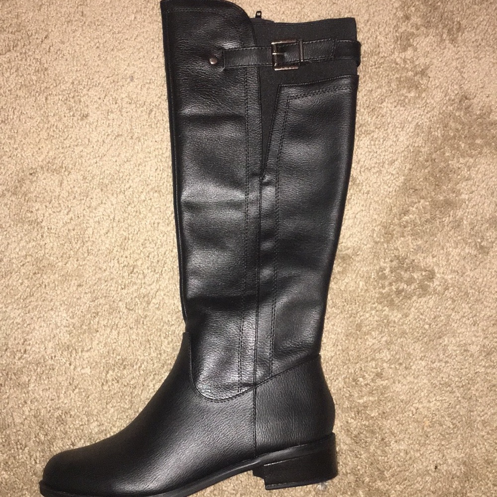Black boots